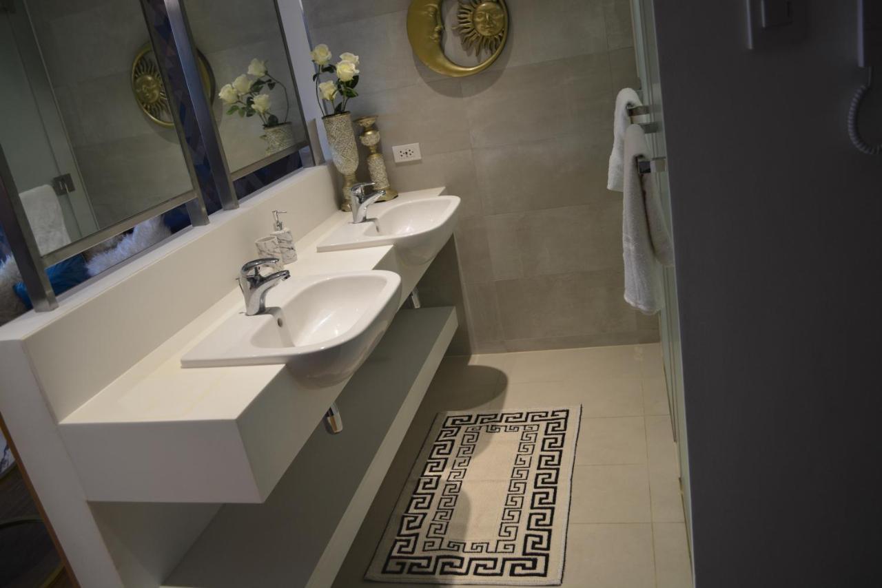 Luxxe Interior Design Condo - Novotel Residences At Acqua Private Residences Mandaluyong Dış mekan fotoğraf